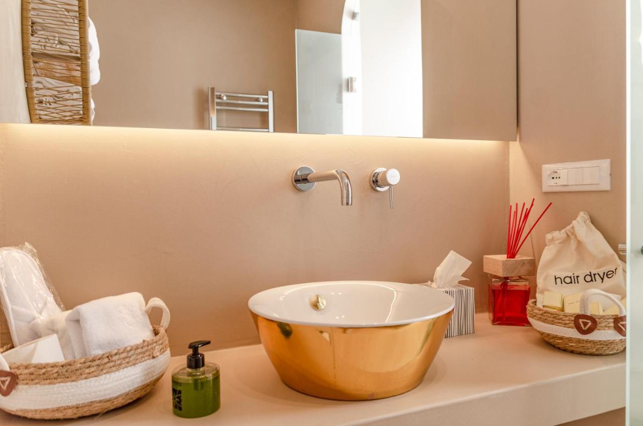 Apulia Charming Suites - Casa Rossa Suite Perla E Suite Corallo Savelletri Buitenkant foto
